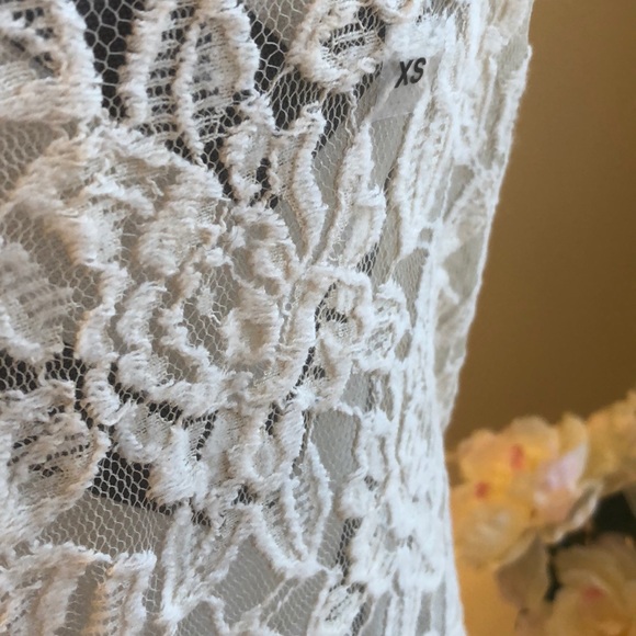 NWT EXPRESS high low lace blouse size XS - Picture 4 of 5